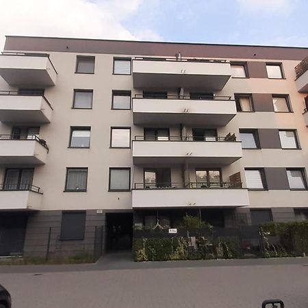 Mini Apartament Krakow Pn / Cracow North Z Parkingiem Exterior foto